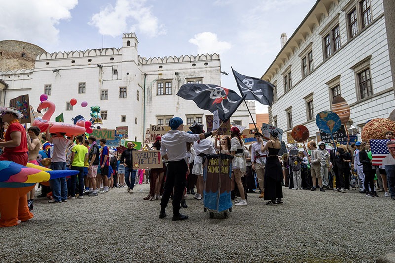 Jindřichohradecký Majáles - foto z průvodu 2026