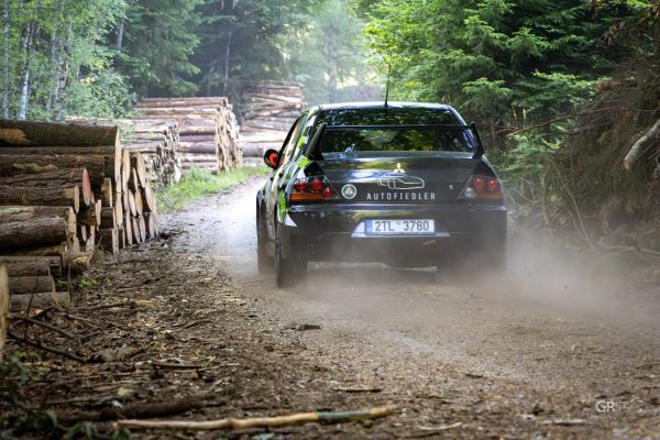 Radouňská Rallye začala v pekelném vedru. Den první. - 104