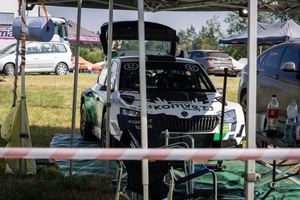 Radouňská Rallye začala v pekelném vedru. Den první. - 1
