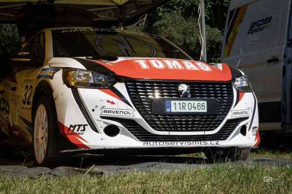 Radouňská Rallye začala v pekelném vedru. Den první. - 6