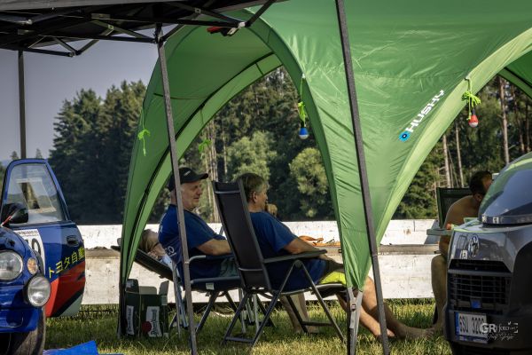 Radouňská Rallye začala v pekelném vedru. Den první. - 18