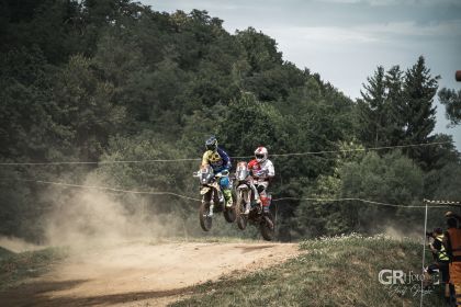 moto14.jpg