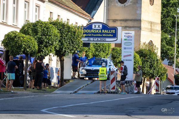 Radouňská Rallye začala v pekelném vedru. Den první. - 92
