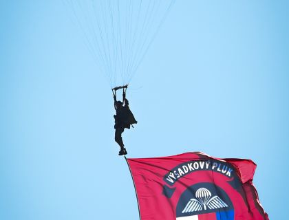 gr-006.jpg