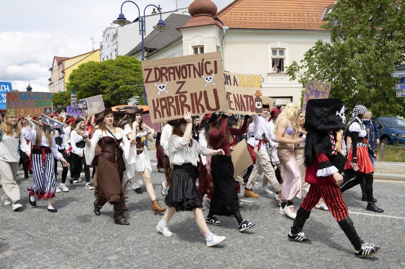 Jindřichohradecký Majáles - foto z průvodu 2026 - 41