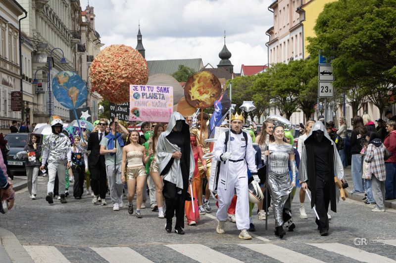 Jindřichohradecký Majáles - foto z průvodu 2026 - 51