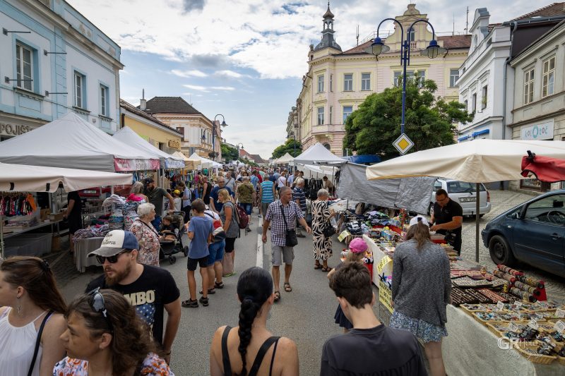 Výstava historických vozidel na zámku & Porcinkule 2026 - 6
