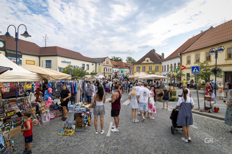 Výstava historických vozidel na zámku & Porcinkule 2026 - 26