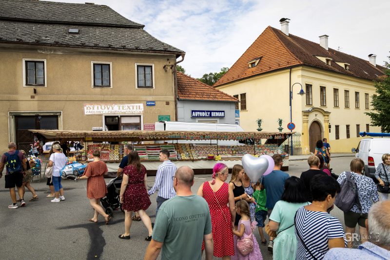 Výstava historických vozidel na zámku & Porcinkule 2026 - 2