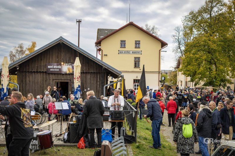 Nová Bystřice se vrátila do roku 1918. Republika přijela úzkokolejkou - 51