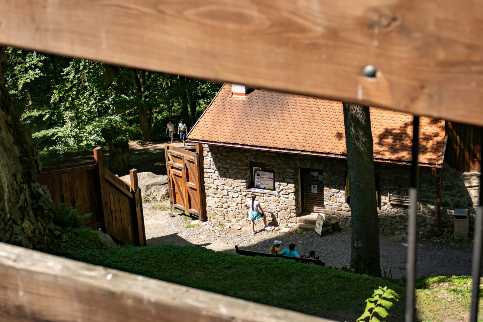 Zřícenina hradu Choustník - 11